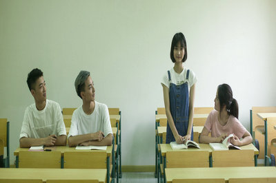 本科有學位能報考文學在職研究生嗎？